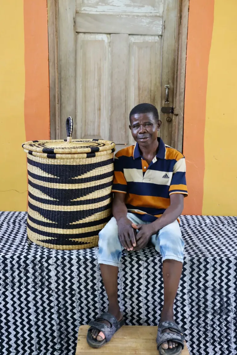 Coiled Laundry Basket with Lid (Large) by Atindamoligo Raymond