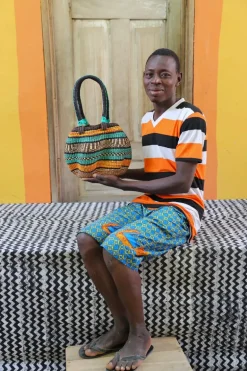 Stay Flow Woven Handbag (Small) by Nsohbillah Alagbona
