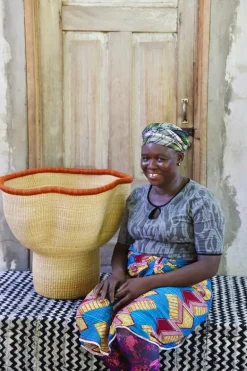 Wave Planter (Art Basket) by Akelba Nyaaba