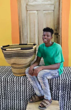 Wave Planter (Art Basket) by Avoore Alagbona