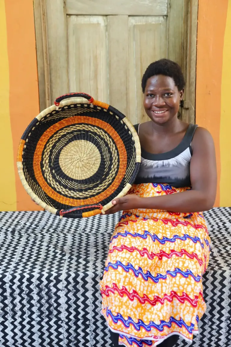 Woven Tray - Single Weave (small) by Zenatu Akelsiyine