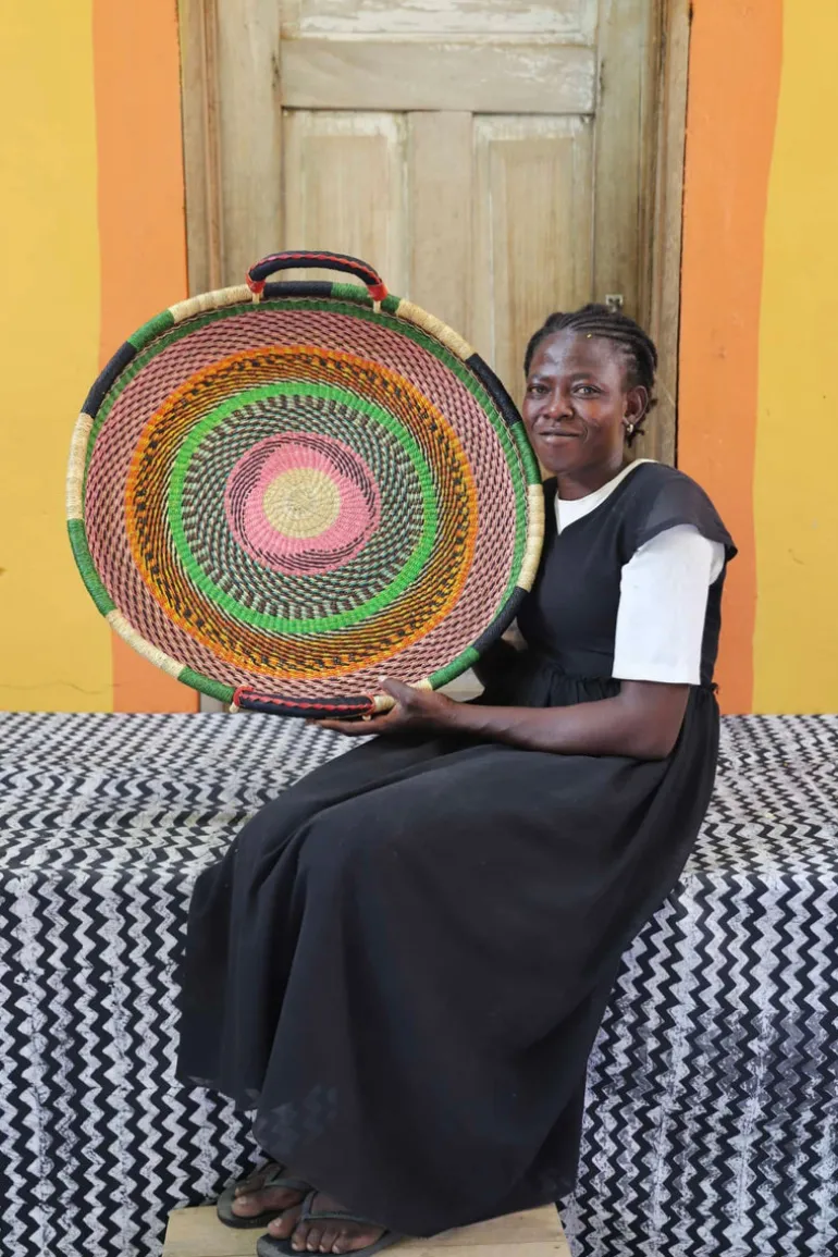 Woven Tray (Medium / DOUBLE WEAVE) by Atipoka Akanobre